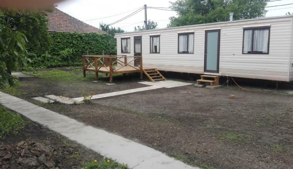 Kupai Apartman Apartment Тисауйварош Екстериор снимка